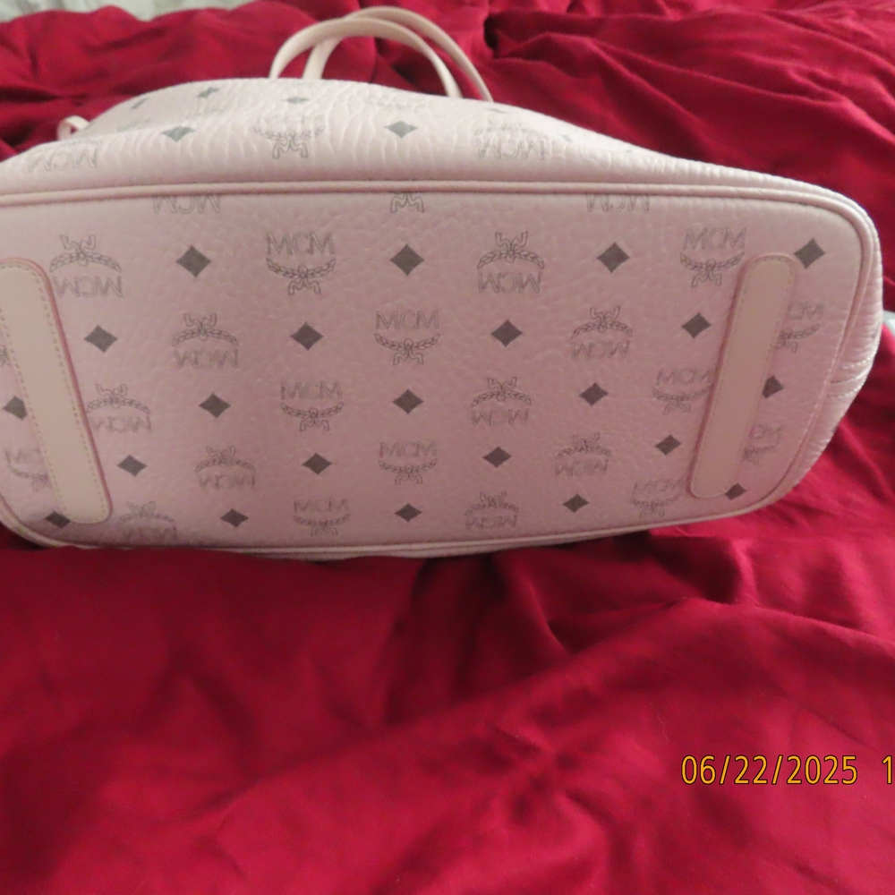 MCM Pink Tote Bag with Structured Design - Picture 3 of 9